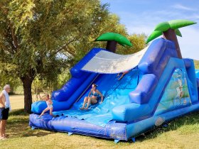 felix chateau gonflable