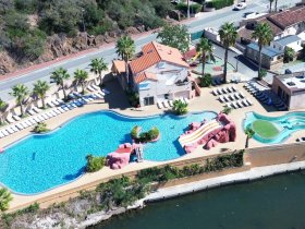 1992 editeur page bloc element vallee drone vue piscine 1