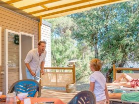 camping les cigales saint raphael.jpeg