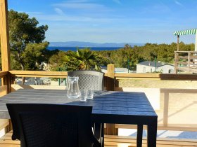 mobil home camping londe maures.jpeg