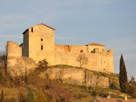 camping greoux les bains chateau