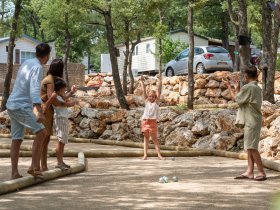 807 x 606 tikayan rives du lac activites 027