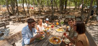 tikayan rives du lac restaurant 005